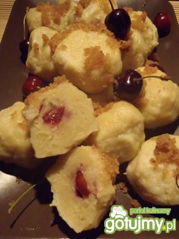 Knedle z czereśniami