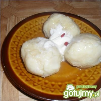 Knedle z porzeczką i borówką Knedle z porzeczką i borówką