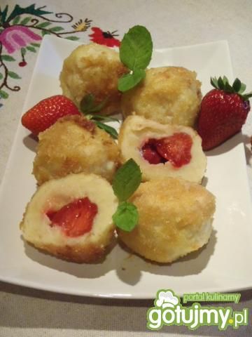 Knedle z truskawkami 10