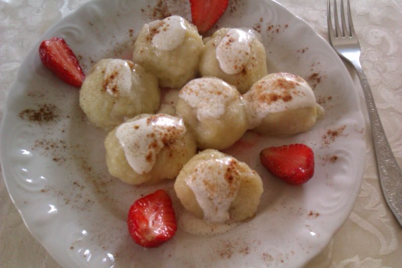 Knedle z truskawkami