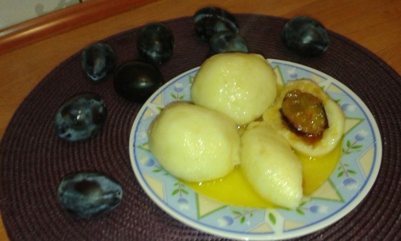 Knedle ze śliwkami Knedle ze śliwkami