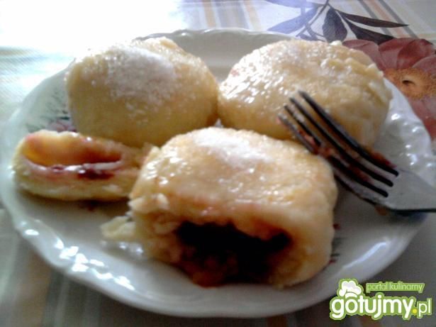 Knedle ze śliwkami 9. Knedle ze śliwkami 9.