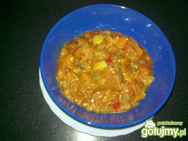 Kociołek włóczykija z wieprzowiną