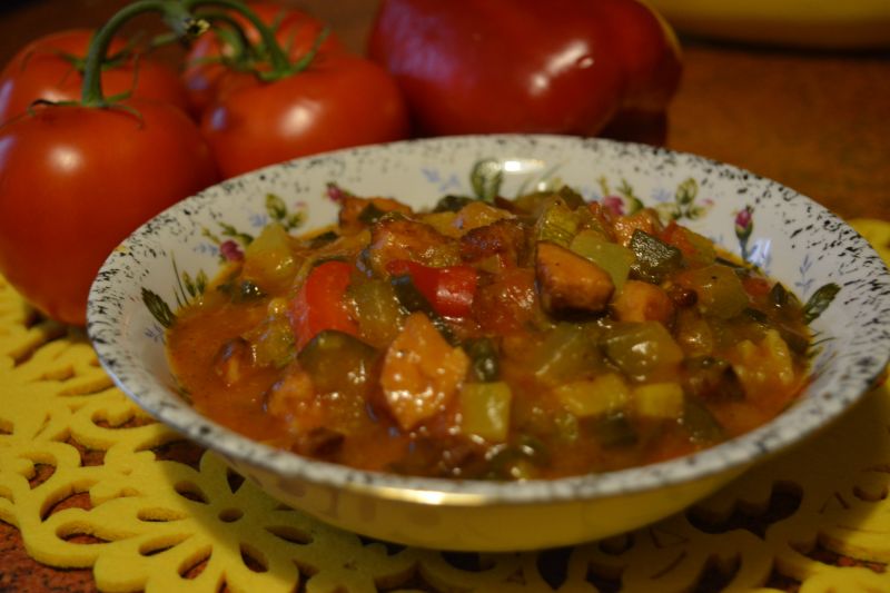 Kociołek z cukinią i porem 