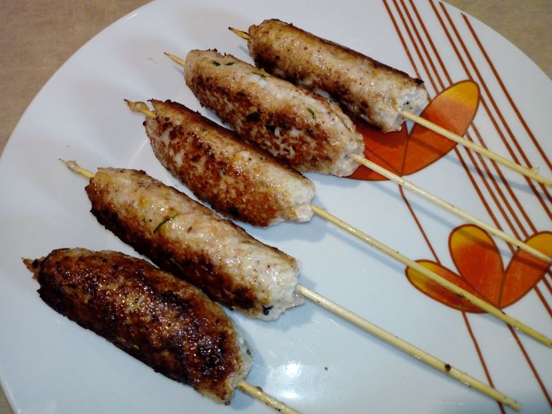 Kofta czyli mielone na patyku Kofta czyli mielone na patyku