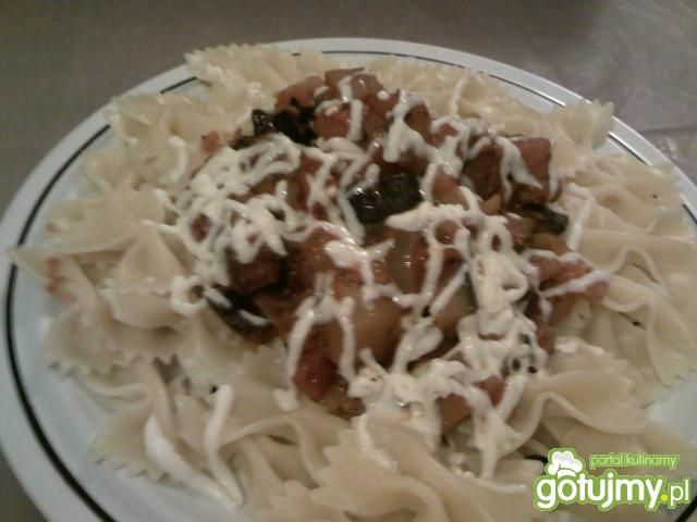 Kokardki z bakłażanem i mozzarellą