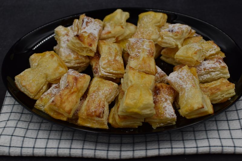 Kokardkowe cudo z  ciasta francuskiego