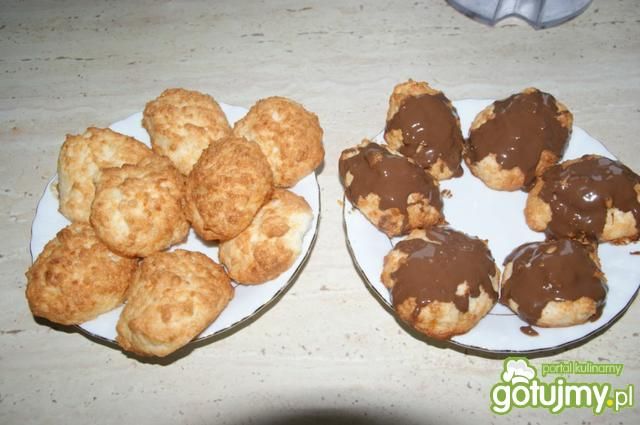 Kokosanki Kokosanki