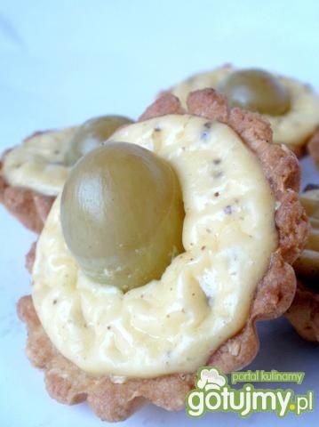 Kokosowe babeczki z winogronem