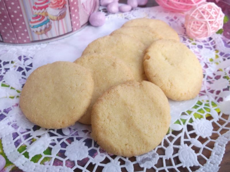 Kokosowe ciasteczka z mąki krupczatki