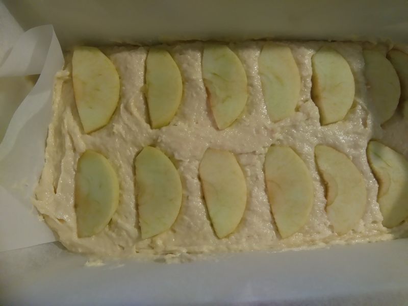 Kokosowe ciasto z jabłkami