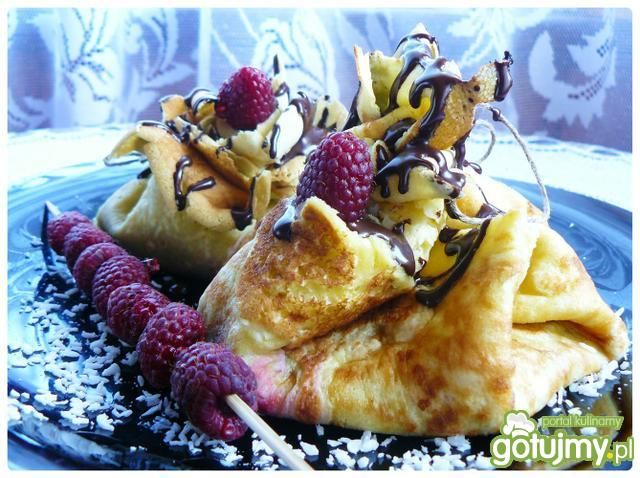 Kokosowe sakiewki z musem malinowym Kokosowe sakiewki z musem malinowym