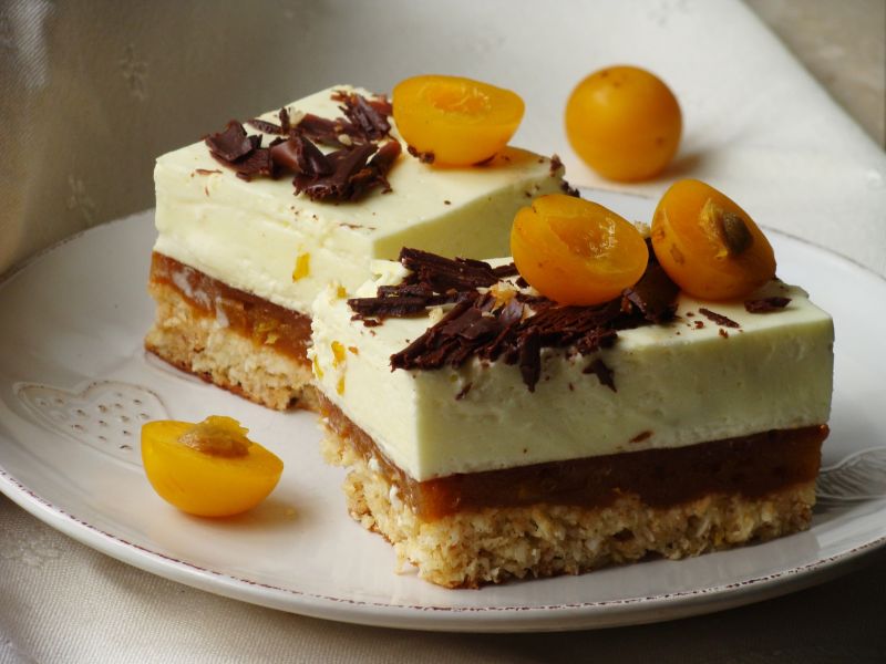 Kokosowiec z mirabelkami