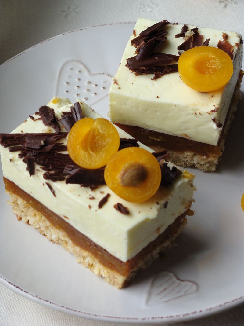 Kokosowiec z mirabelkami