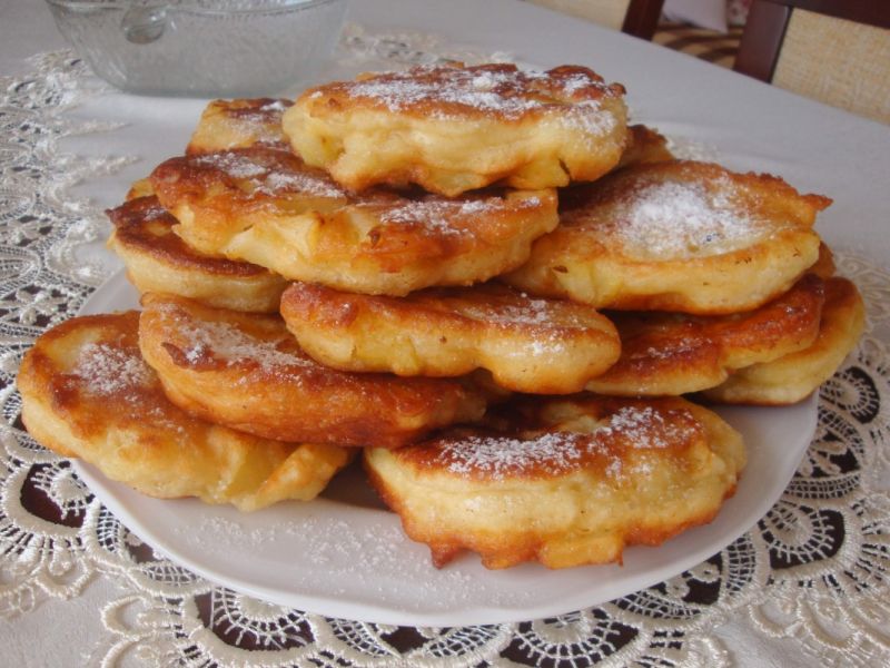 Kokosowo-jabłkowe racuszki Kokosowo-jabłkowe racuszki