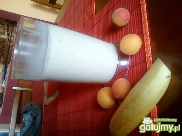 Koktajl bananowo - morelowy 