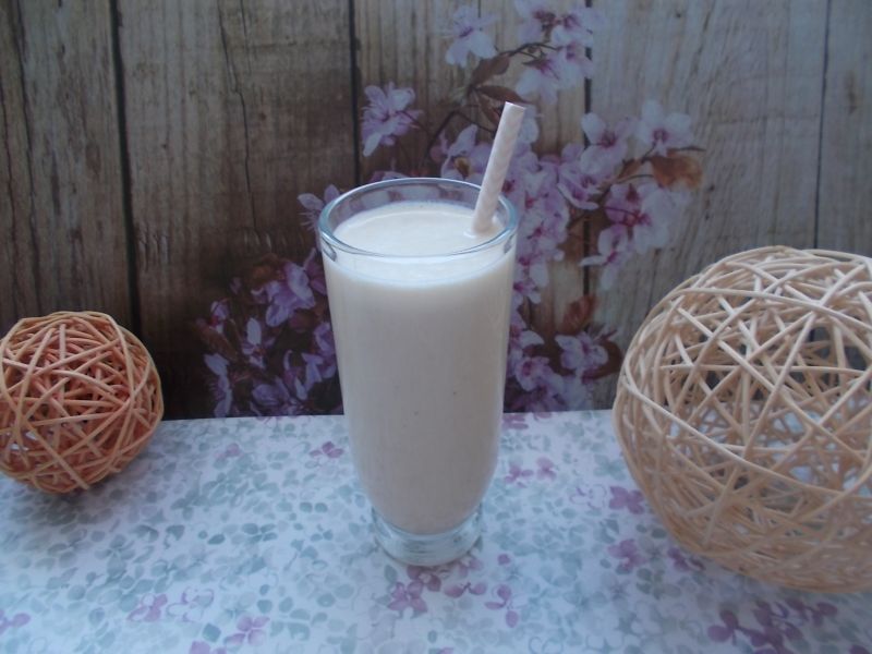 Koktajl bananowo-orzechowy