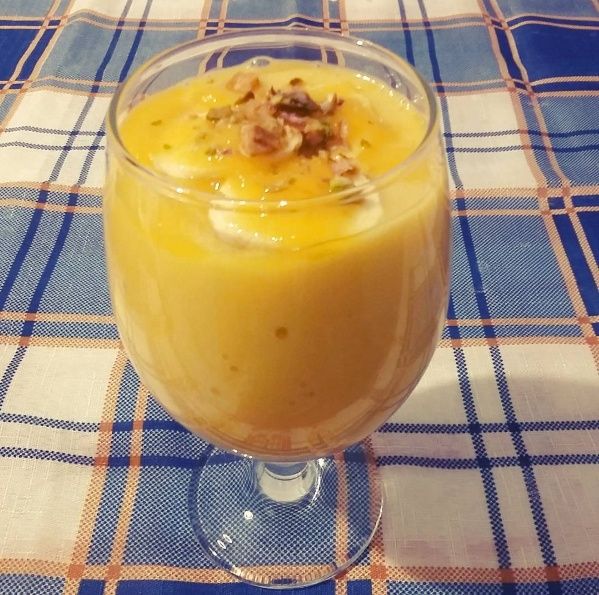 Koktajl bananowy z mango Koktajl bananowy z mango