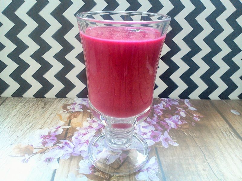 Koktajl buraczkowy na owsianym mleku