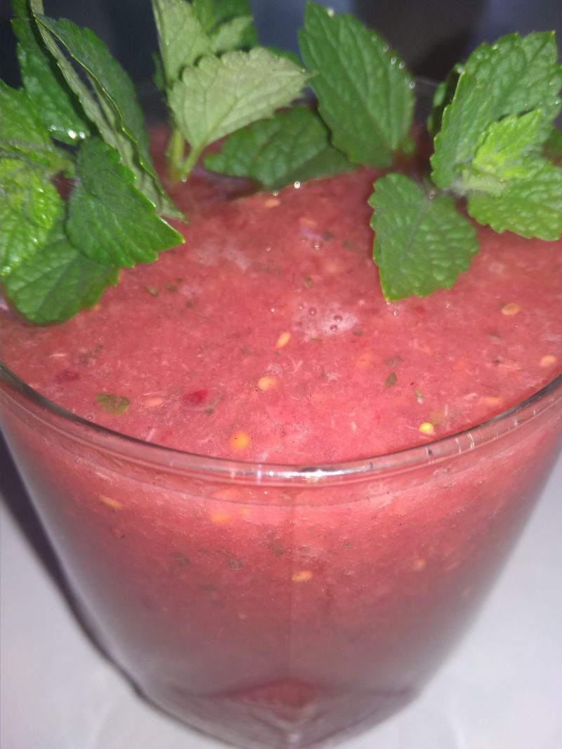 Koktajl czereśniowy malinowo  truskawkowy.