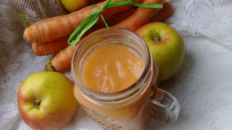 Koktajl jaglano-marchewkowy