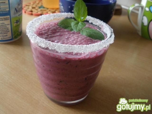 Koktajl jagodowo-arbuzowy  Koktajl jagodowo-arbuzowy