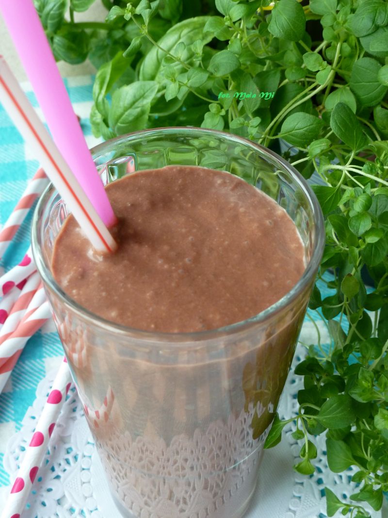 Koktajl kakaowo-kokosowy z chia