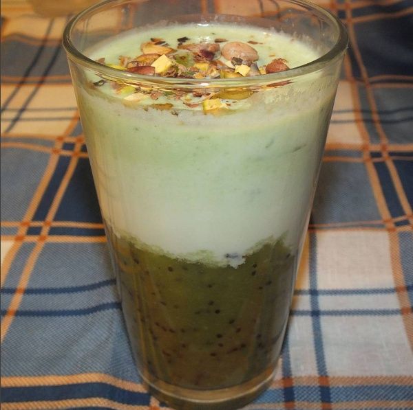 Koktajl kiwi i awokado Koktajl kiwi i awokado