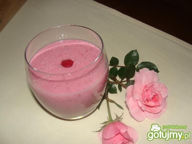 Koktajl malinowy a'la zakręcony Koktajl malinowy a'la zakręcony