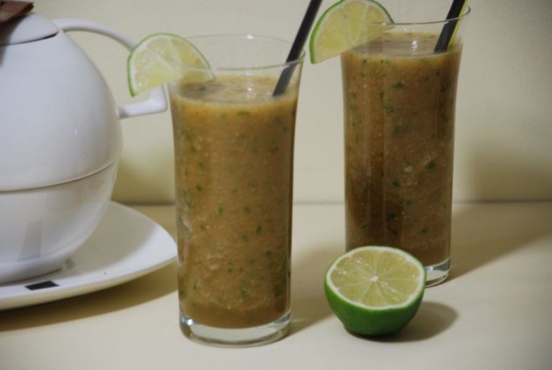 Koktajl na zielonej herbacie