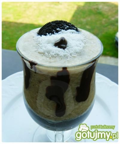 Koktajl Oreo na mleku kokosowym Koktajl Oreo na mleku kokosowym