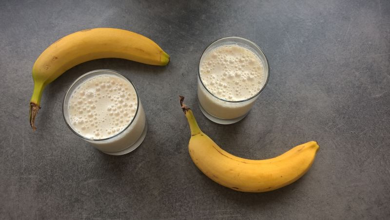 Koktajl owsiany z bananem Koktajl owsiany z bananem