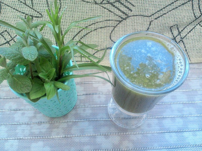 Koktajl pokrzywowo-ogórkowy