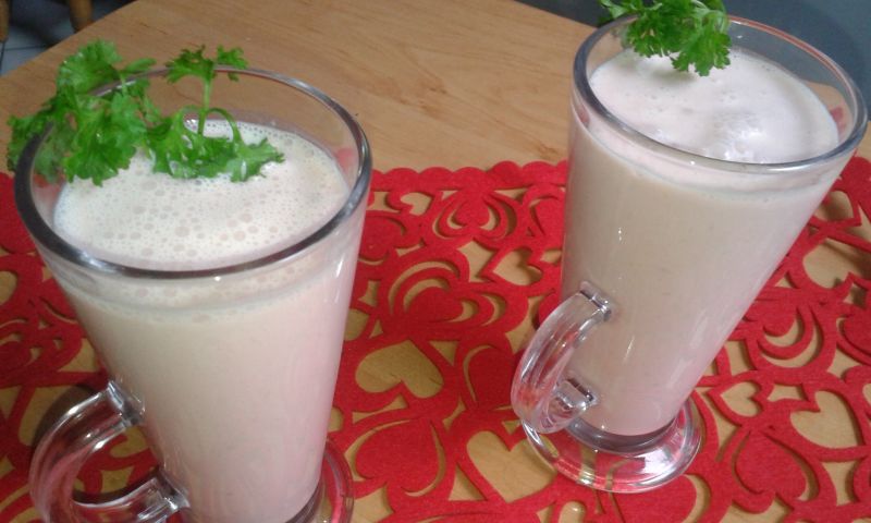 Koktajl pomarańczowo - bananowy Koktajl pomarańczowo - bananowy