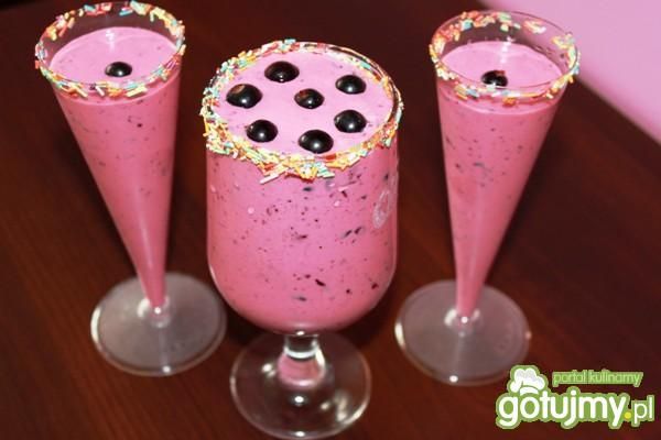 Koktajl porzeczkowy laluni Koktajl porzeczkowy laluni