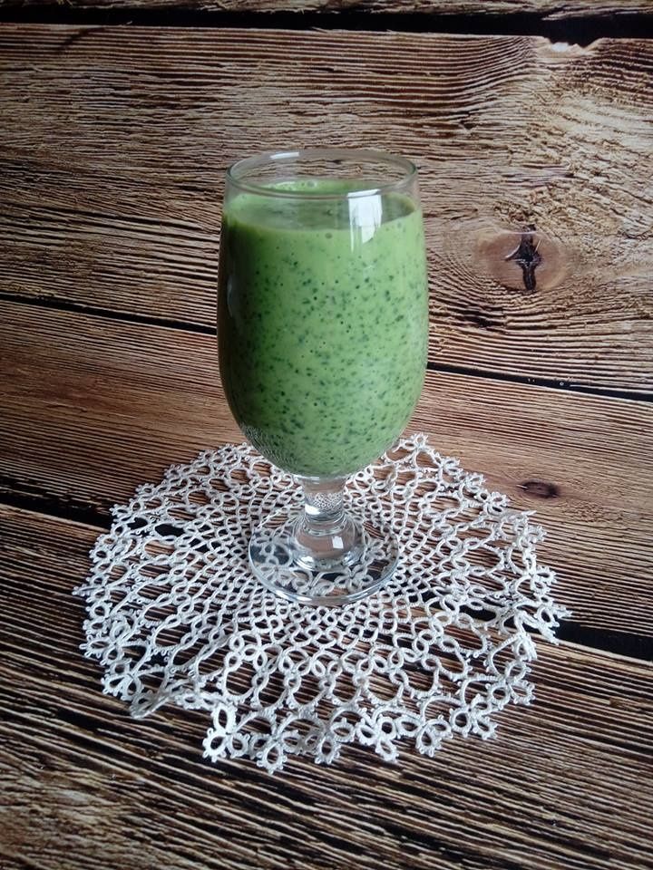 Koktajl szpinakowy na kefirze