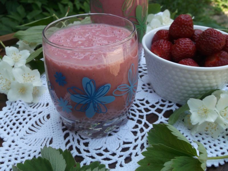 Koktajl truskawkowo-bananowy