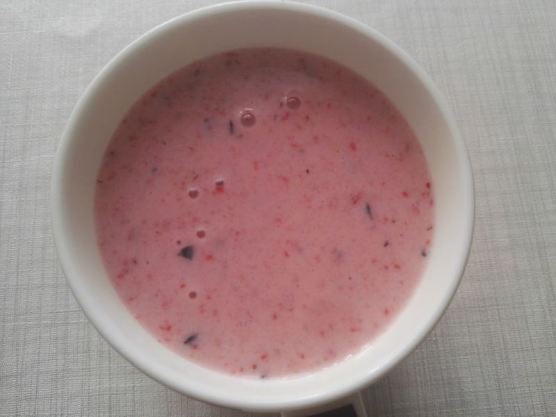 Koktajl truskawkowo-borówkowy Koktajl truskawkowo-borówkowy