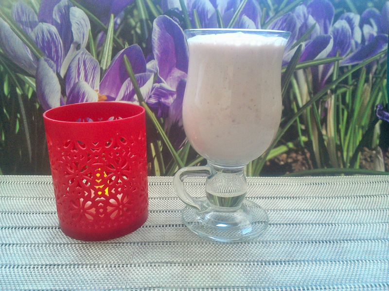 Koktajl truskawkowo - owsiany