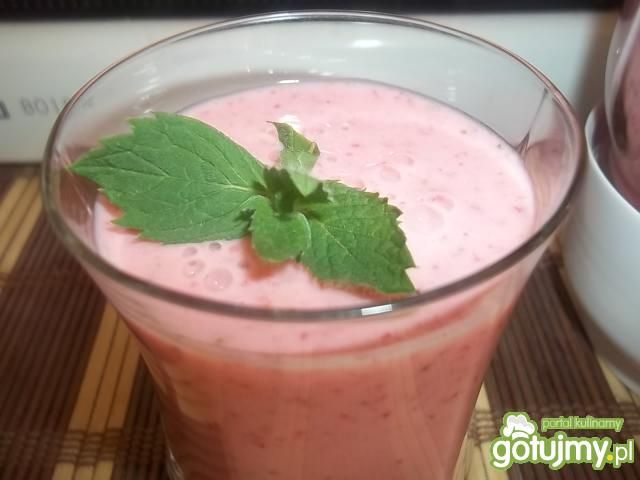 Koktajl truskawkowy 6