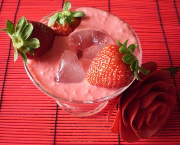 Koktajl truskawkowy wg Buni :