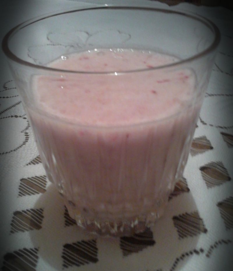 Koktajl truskawkowy z bananową nutą Koktajl truskawkowy z bananową nutą