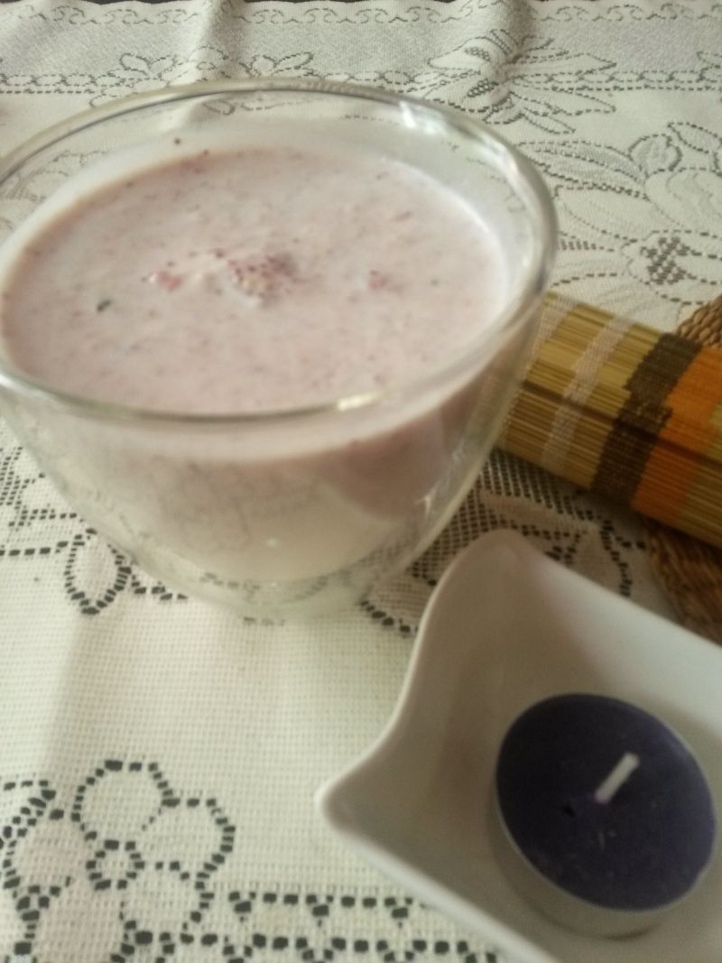 Koktajl truskawkowy z lodami