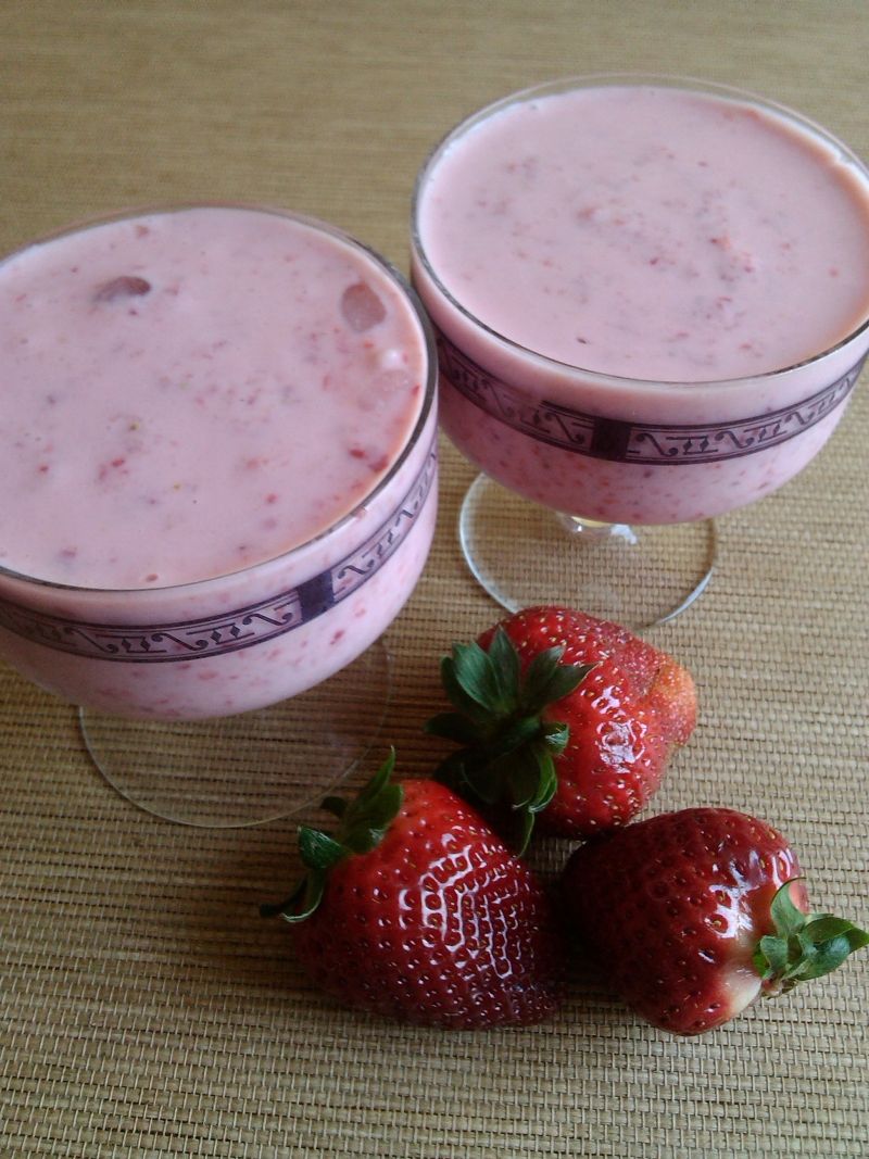 Koktajl truskawkowy z siemieniem lnianym 