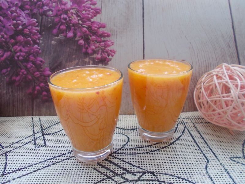 Koktajl w kolorze słońca