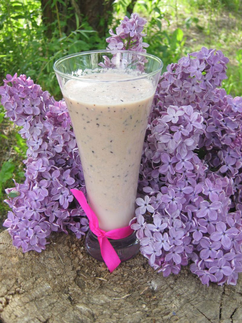 Koktajl z arbuzem i borówkami amerykańskimi