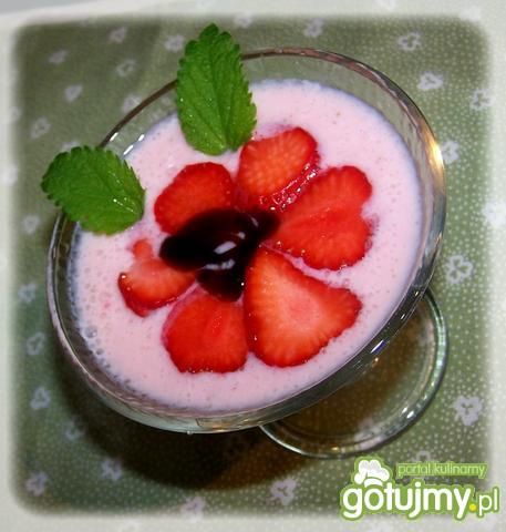  Koktajl  z balsamicznym oczkiem