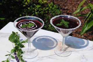 Koktajl z ciemnych owoców bomba antycyjanów Koktajl z ciemnych owoców bomba antycyjanów