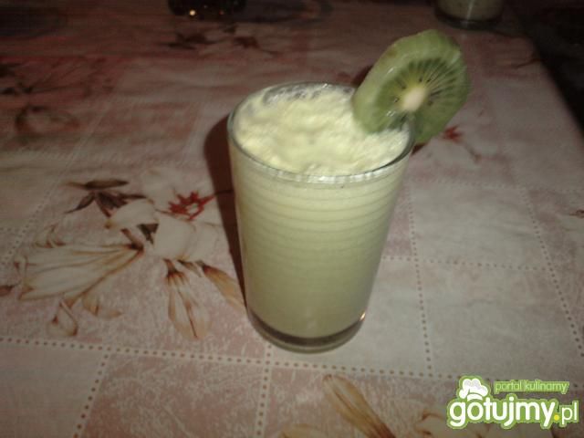 Koktajl z kiwi Koktajl z kiwi
