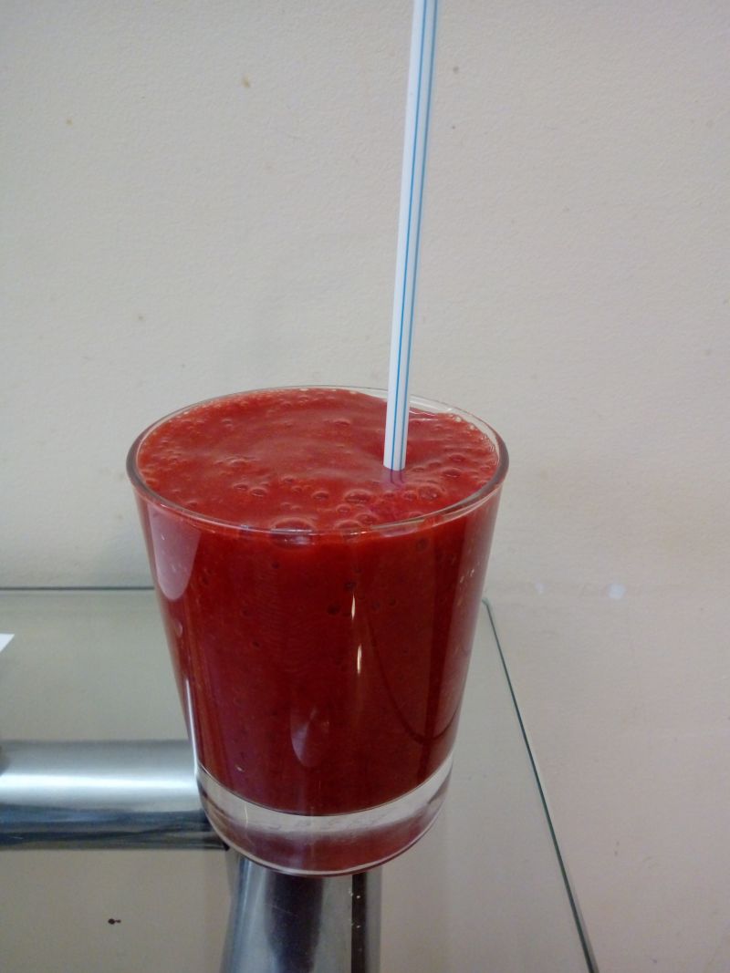 Koktajl z mrożonych truskawek Koktajl z mrożonych truskawek